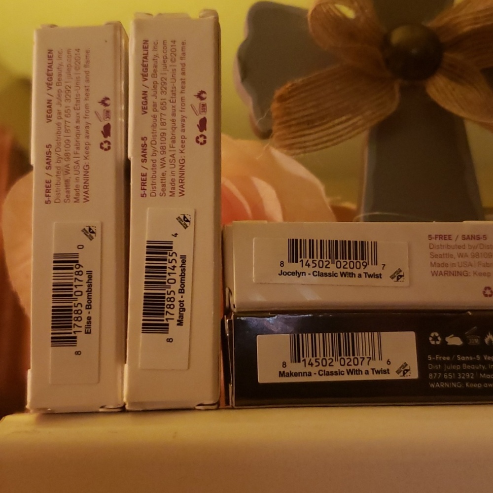 Holiday Bundle Nail Color - Picture 5 of 5